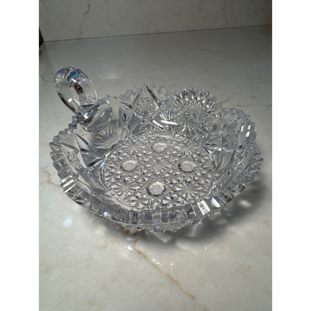Vintage Imperial Glass "Nucut" Radiant Daisy Finger Handle 5 1/2" Nappy